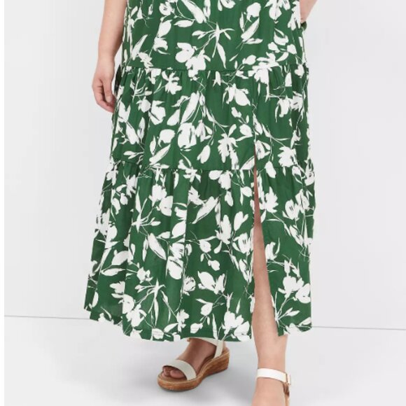 Lane Bryant Poplin Pull-On Maxi Skirt, green floral, size 22/24 - Picture 2 of 5